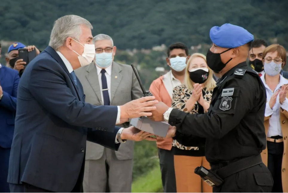 阿根廷胡胡伊（Jujuy）省警察啟用新的通信設備以加強其犯罪預防和社區援助力量。